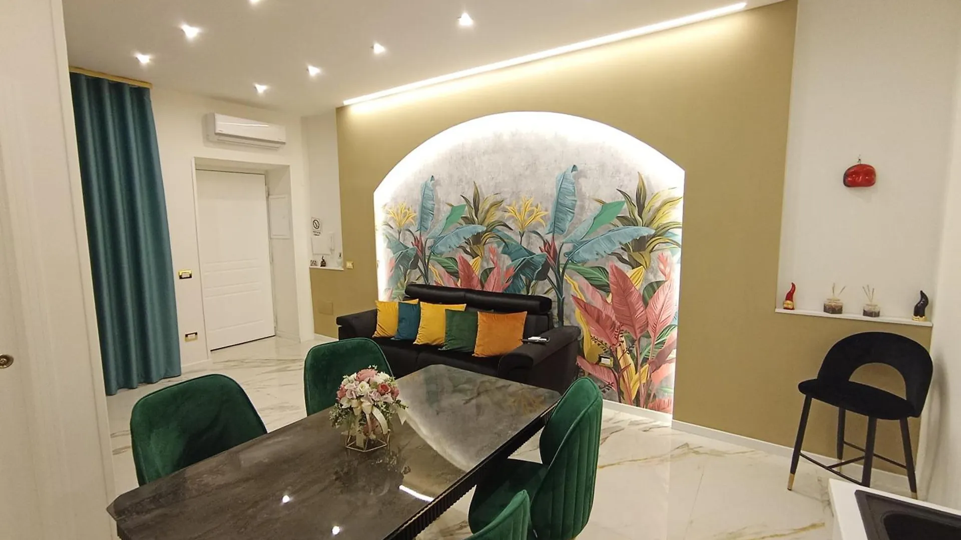 Luxury House Tina Daire Napoli